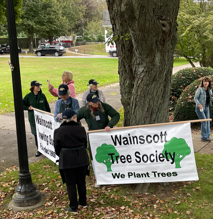Members of Wainscott Tree Society and Wainscott Sewing Society Founded in 1869